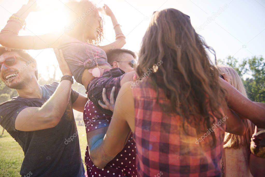 friends at holi festival