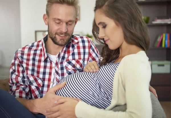 Couple waiting for baby — Stock Photo, Image