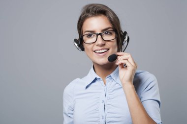 çekici genç iş kadını