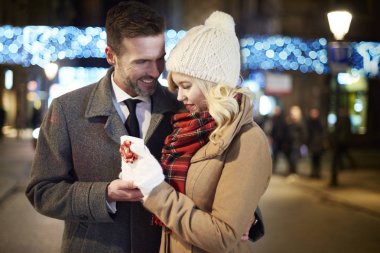 Ortağı onun kadın her zaman sürpriz olabilir 