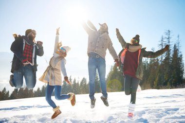 İyi bir ruh hali nedeniyle yüksek atlama