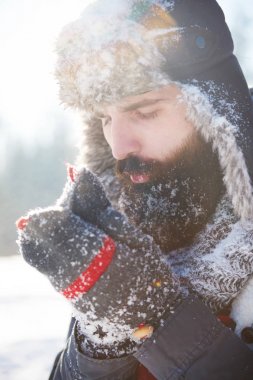 Isınma kadar sakallı 