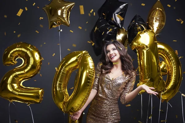 Mulher Feliz Com Dança Balão Ano Novo — Fotografia de Stock