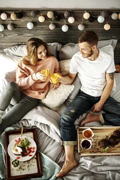 Happy Couple Having Breakfast Bed — Stock Photo, Image