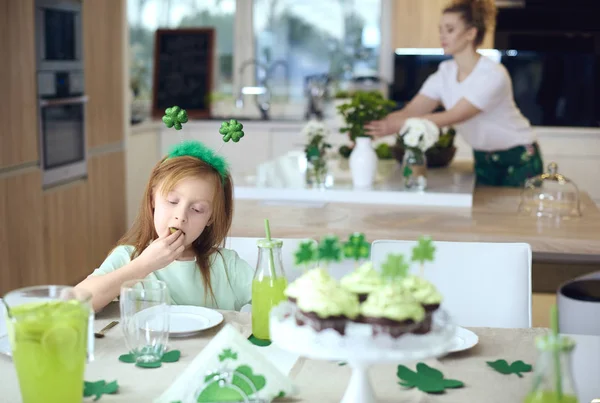 Fille Manger Cookie Table — Photo