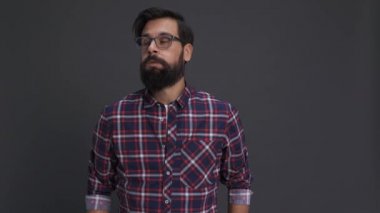 Denetlemesini stüdyo çekim zamanında adam 