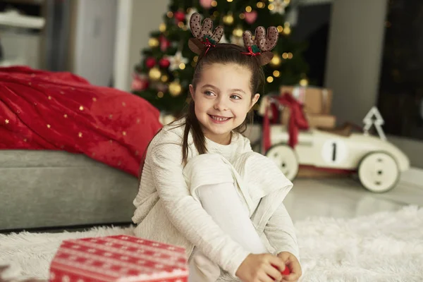 Chica Encantadora Durante Navidad —  Fotos de Stock