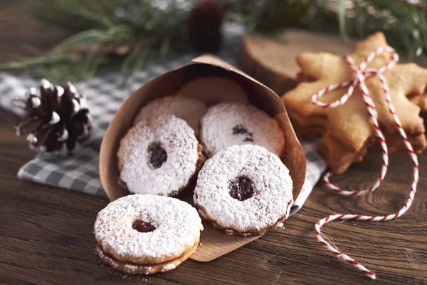 Lekkere Koekjes Met Marmelade Voor Kerstmis — Stockfoto