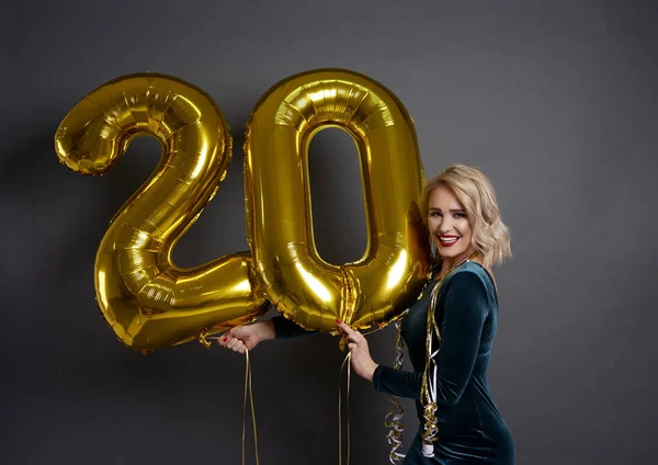 Mulher Com Número Balão Dourado — Fotografia de Stock