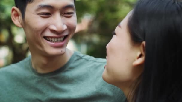 Vue Main Couple Vietnamien Qui Passe Bon Temps Ensemble Tourné — Video