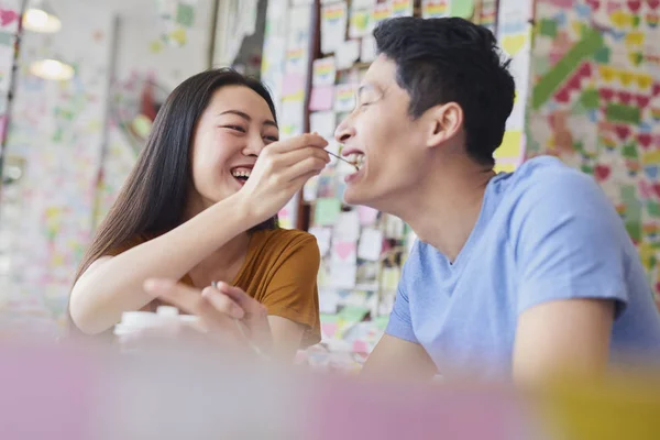 Woman Feeding Man Dessert Date — Stock Photo, Image