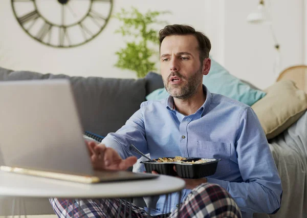 Videoconferenza Uomo Che Lavora Casa — Foto Stock