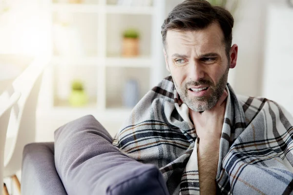 Man Sore Throat Staying Home — Stock Photo, Image