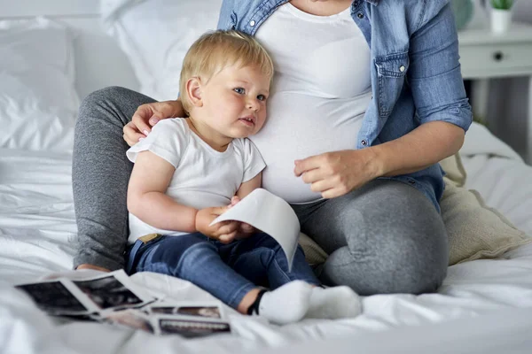 Little Boy Listening Pregnant Belly His Mother — Stock Photo, Image