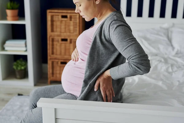 Mujer Embarazada Sintiendo Dolor Espalda — Foto de Stock