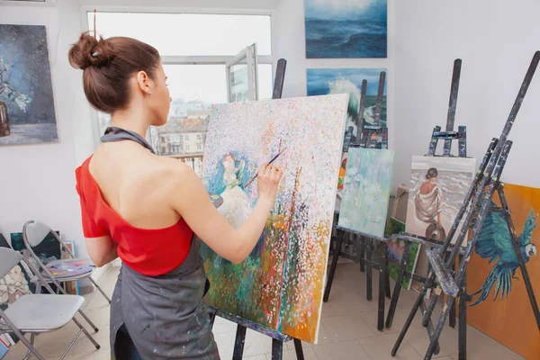 Rear View Shot Unrecognizable Female Artist Working Painting Art Class — Stock Photo, Image