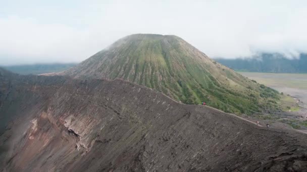 Video Vulcano Alto Con Nuvole Sull Isola Java Indonesia — Video Stock