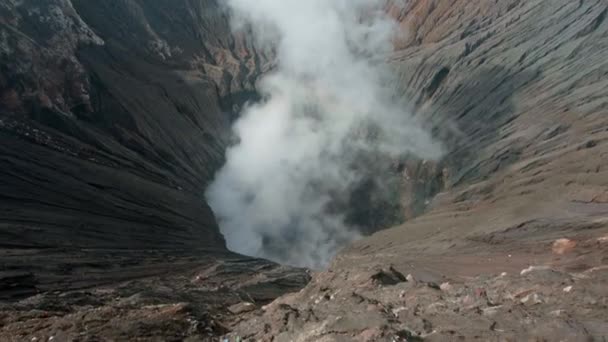 Vídeo Del Humeante Cráter Activo Del Volcán Bromo Isla Java — Vídeo de stock