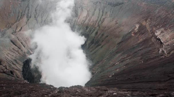 Video Steaming Active Volcano Crater Bromo Island Java Indonesia — Stock Video