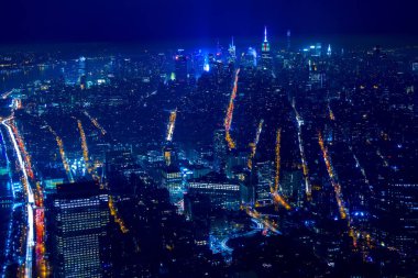 New York City gece havadan görünümü