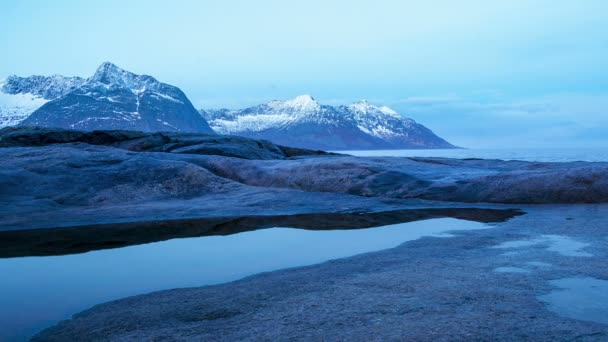 Αυγή στην Νορβηγία στο ακρωτήριο Tungeneset. Πάροδο του χρόνου — Αρχείο Βίντεο