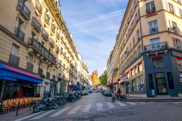 Franţa Ziua Însorită Vară Stradă Din Paris Districtul Montmartre — Fotografie, imagine de stoc