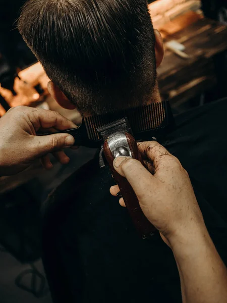 Fryzur Strzyżenie Maszynka Strzyżenia Włosów Fryzjer Męski — Zdjęcie stockowe