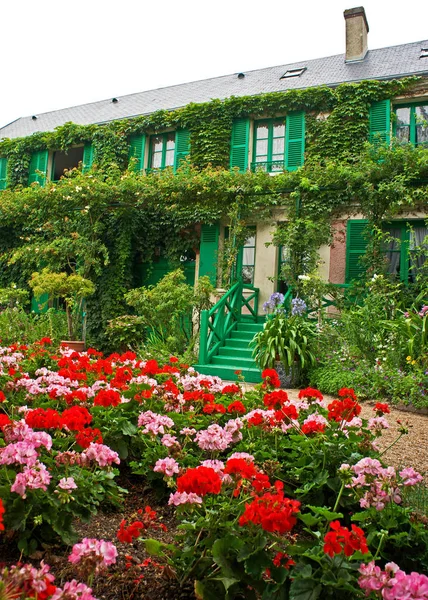 Giverny, Fransa 'daki Monet' nin Evi 'nin Önü