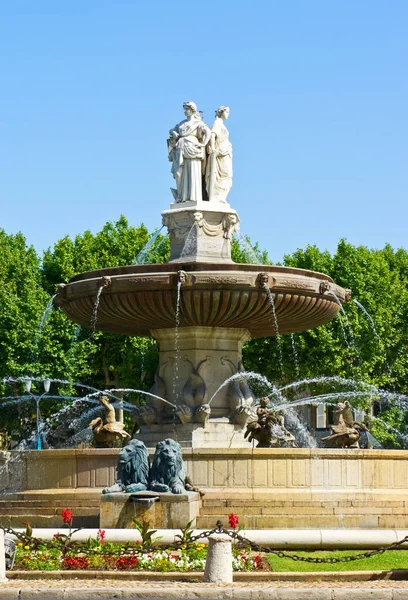 Aix-en-Provence, Fransa 'da açık hava pazarı