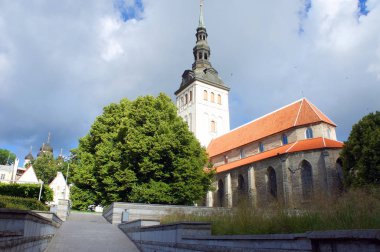 Estonya 'nın tuhaf başkenti Talinn' deki Aziz Niklas Kilisesi