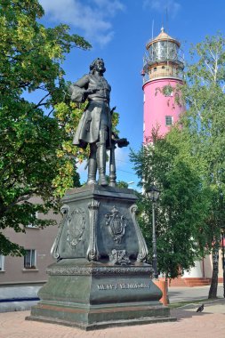 Baltiysk, Rusya - 20 Ağustos 2017: Rusya imparator Peter büyük anıt. Baltiysk, Kaliningrad oblast, Rusya Federasyonu