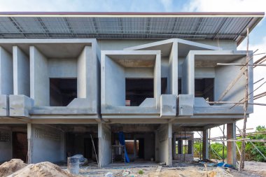 Tayland 'da iki katlı ev inşa ediliyor, modern ev tasarımı..