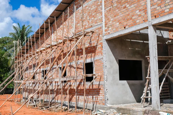 Wood Scaffolding House Builder — Stock Photo, Image