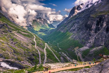 25 Temmuz 2015: Trollstigen road, Norveç