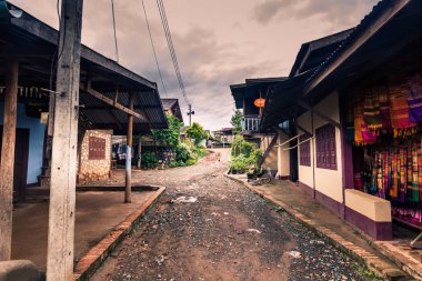 21 Eylül 2014: Ban Xang Hai, Laos sokaklarında