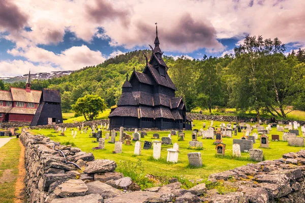 23 Temmuz 2015: Çıta kilise, Borgund Laerdal, Norveç