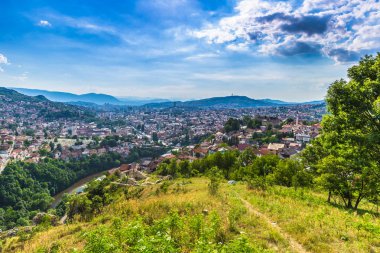 10 Temmuz 2016: Beyaz Kale, Bos üzerinden Saraybosna Panorama