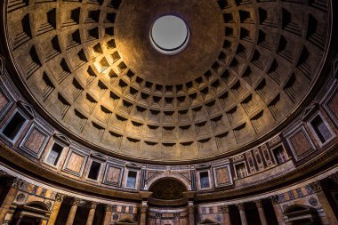 30 Mayıs 2016: Pantheon içinde Roma