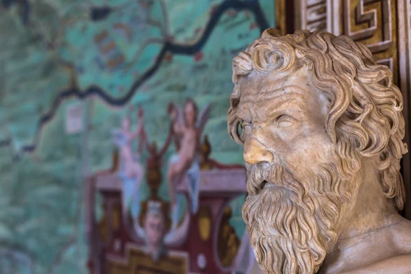 30 травня 2016: Статуя найстарішою людиною в музей Ватикану, Vatica — стокове фото