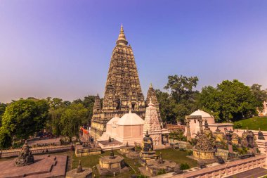 30 Ekim 2014: Bahçeleri Bodhgaya Mahabodhi Budist tapınağı nın