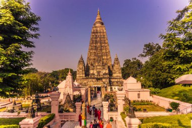 30 Ekim 2014: Bodhgaya Mahabodhi Budist Tapınağı girişine