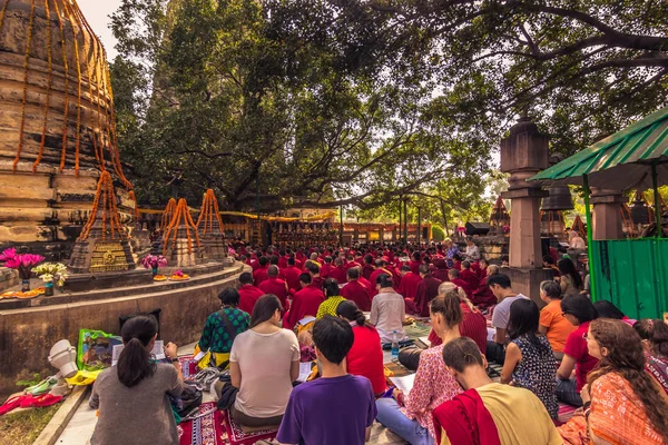 30 de outubro de 2014: Encontro de monges tibetanos em Bodhgaya, Índia — Fotografia de Stock