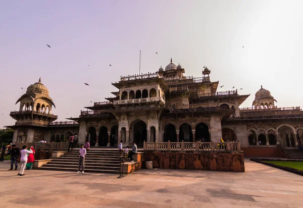 04 de novembro de 2014: Entrada para o museu Albert Hall em Jaipur , — Fotografia de Stock