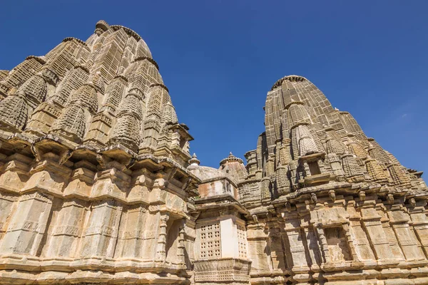 08 de novembro de 2014: Templo hindu em Kumbhalgarh Fort, Índia — Fotografia de Stock