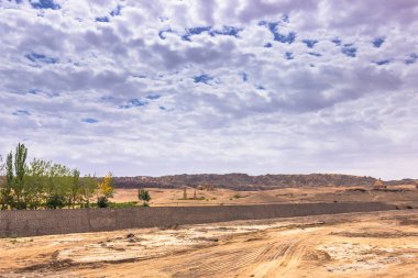 Dunhuang, Çin - 05 Ağustos 2014: Peyzaj Mogao yakınlarında
