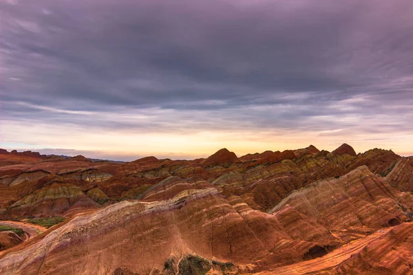 Zhangye Čína Srpna 2014 Duhové Hory Danxia Krajiny Zhangye Čína — Stock fotografie