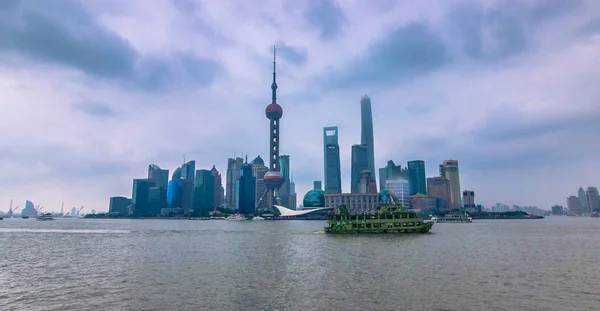 Shanghai, China - July 27, 2014: Panorama of Pudong District, Shanghai — Stock Photo, Image