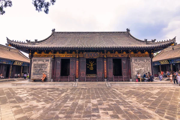 Xi'an, China - July 23, 2014: Temple hall at the Big Wild Goose — Stock Photo, Image