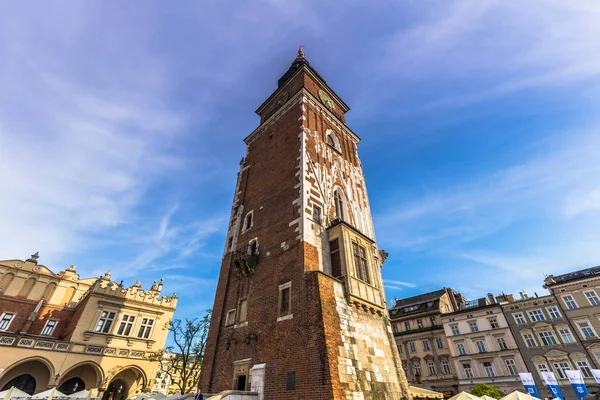 Cracovia, Polonia - 12 de mayo de 2016: Ayuntamiento de Cracovia, Polonia — Foto de Stock