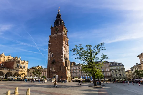 Cracovia, Polonia - 12 maggio 2016: Vecchio municipio di Cracovia, Polonia — Foto Stock